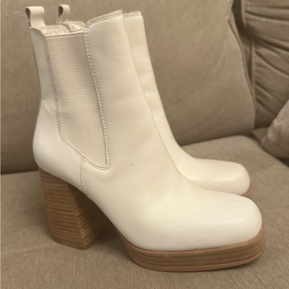 STEVE MADDEN BOOTIES